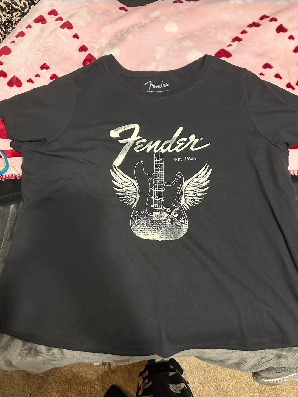 Fender Women’s black Graphic Tee with Winged Guitar